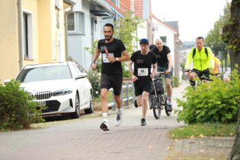 Laufveranstaltung um die Müritz laufen