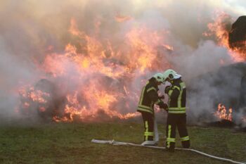 Strohmietenbrand Waren (Müritz)