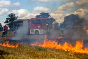 Erntebrand Feuerwehreinsatz Groß Gievitz