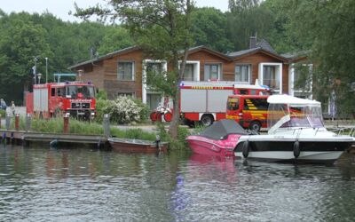 Feuerwehreinsatz Öl auf Eldenburger See