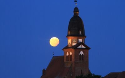 Mondfinstnis Waren (Müritz)