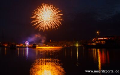 Feuerwerk zum Seefest Röbel