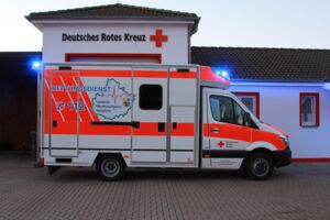 Neuer DRK-Rettungswagen in Marihn