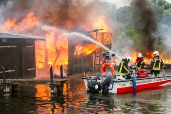 Bootshaus Bootsschuppenbrand in Waren (Müritz) in Eldenburg bei Waren (Müritz)