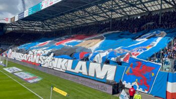 Fußballspiel im Ostseestadion Rostock