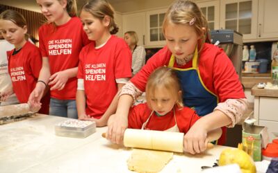 Weihnachtplätzchen backen