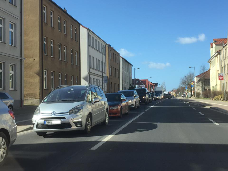 Straßensperrung wegen Polizeieinsatz