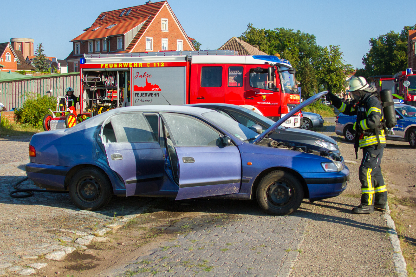 Fahrzeugbrand Waren Müritz