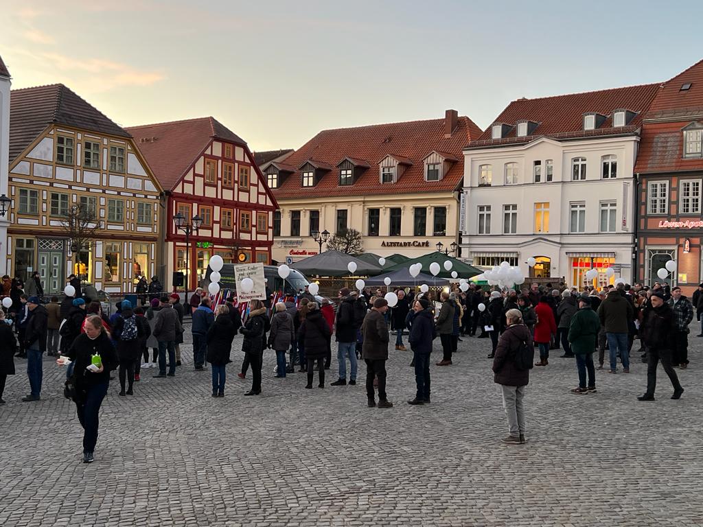 Montagsdemo Waren (Müritz)